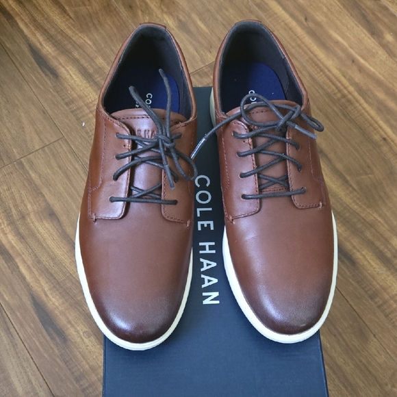 Cole Haan Men's Tan Leather Oxfords - Picture 1 of 6